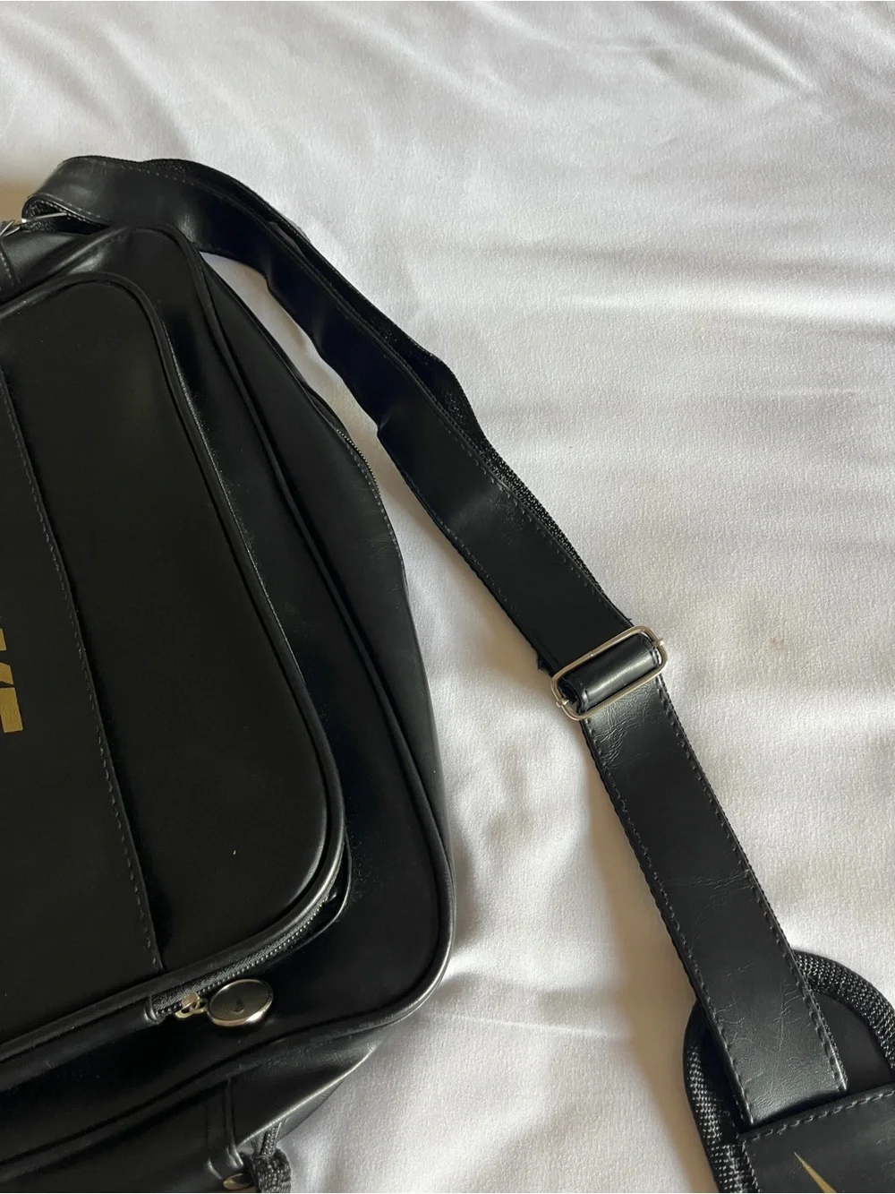 Nike Vintage Style Faux Leather Messenger Bag Black & Gold Crossbody Shoulder